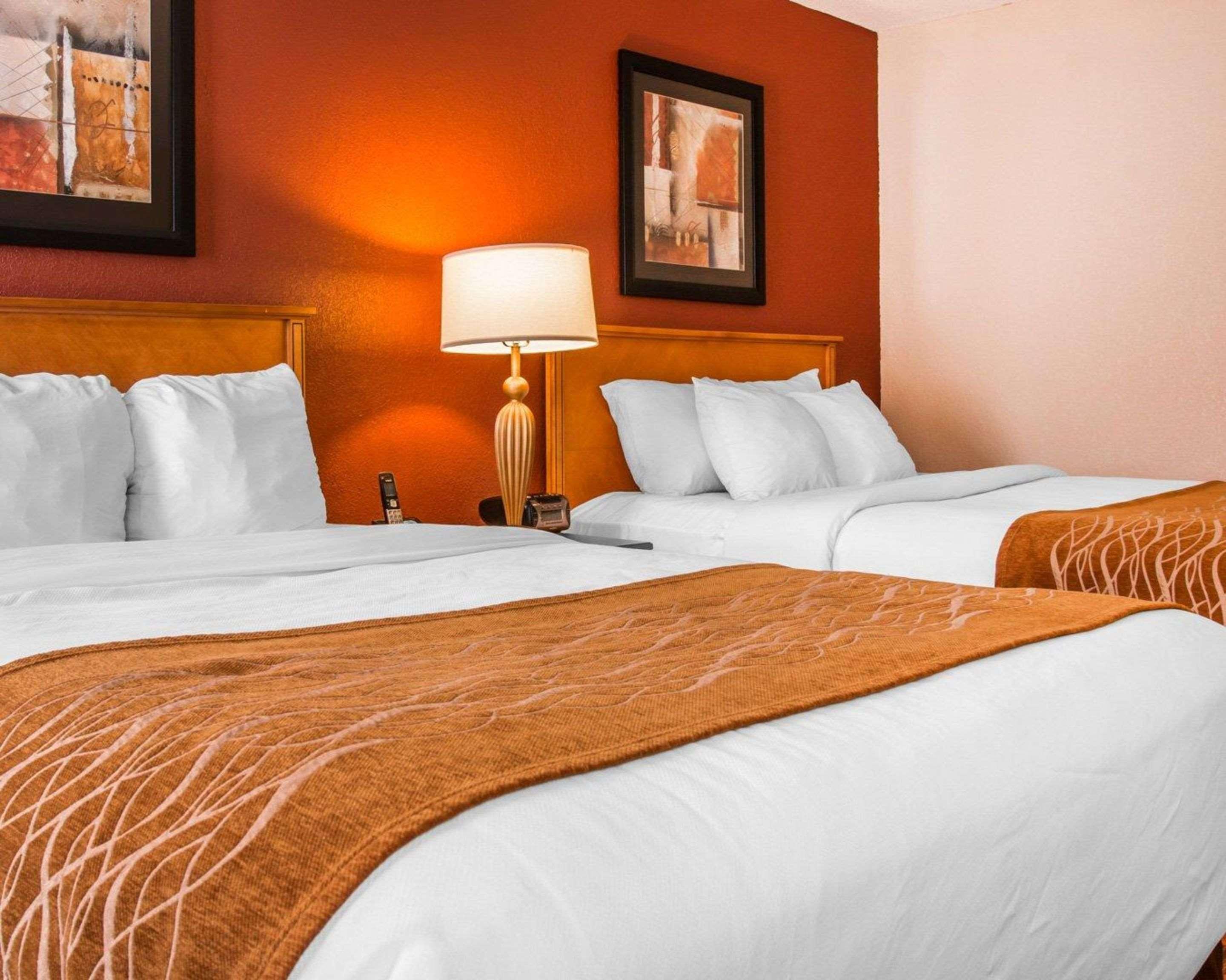 Comfort Inn & Suites And Conference Center Mount Pleasant Exteriér fotografie