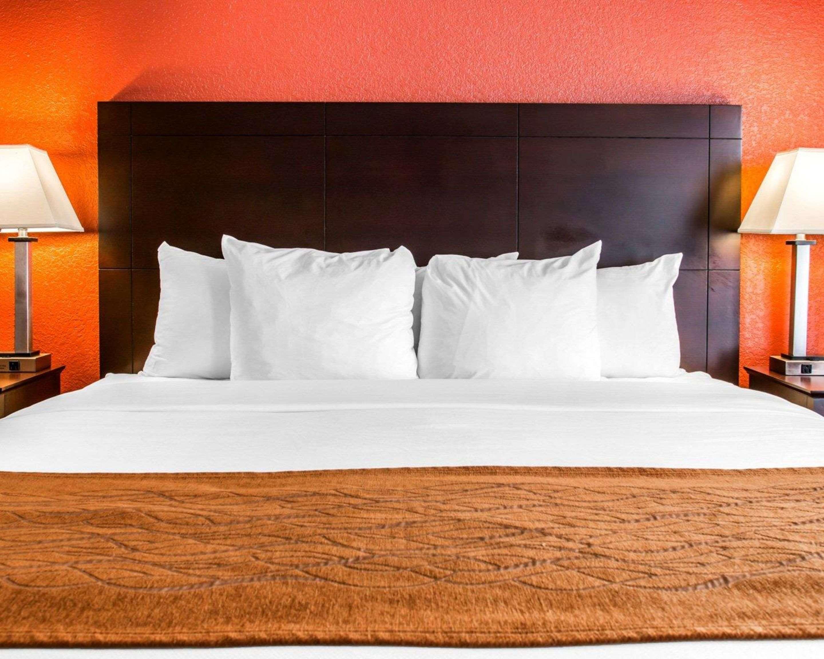 Comfort Inn & Suites And Conference Center Mount Pleasant Exteriér fotografie
