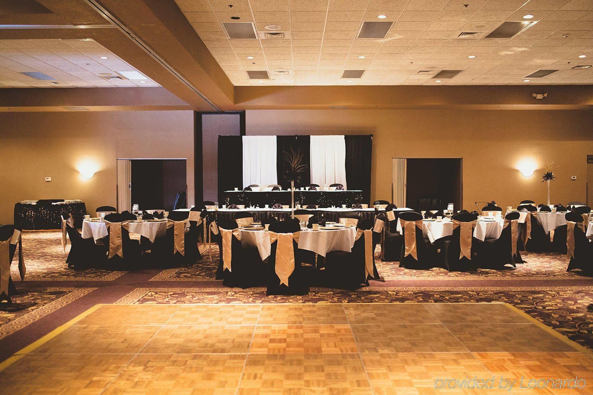 Comfort Inn & Suites And Conference Center Mount Pleasant Exteriér fotografie