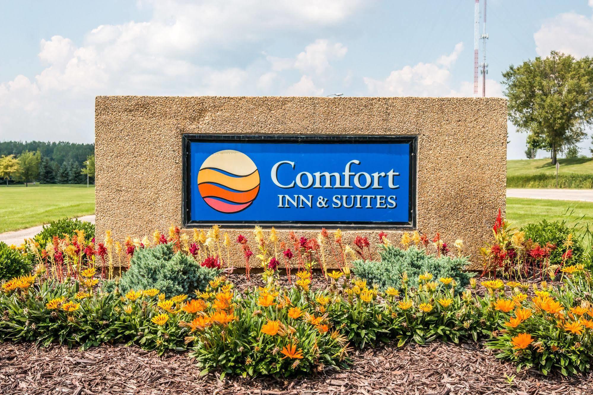 Comfort Inn & Suites And Conference Center Mount Pleasant Exteriér fotografie